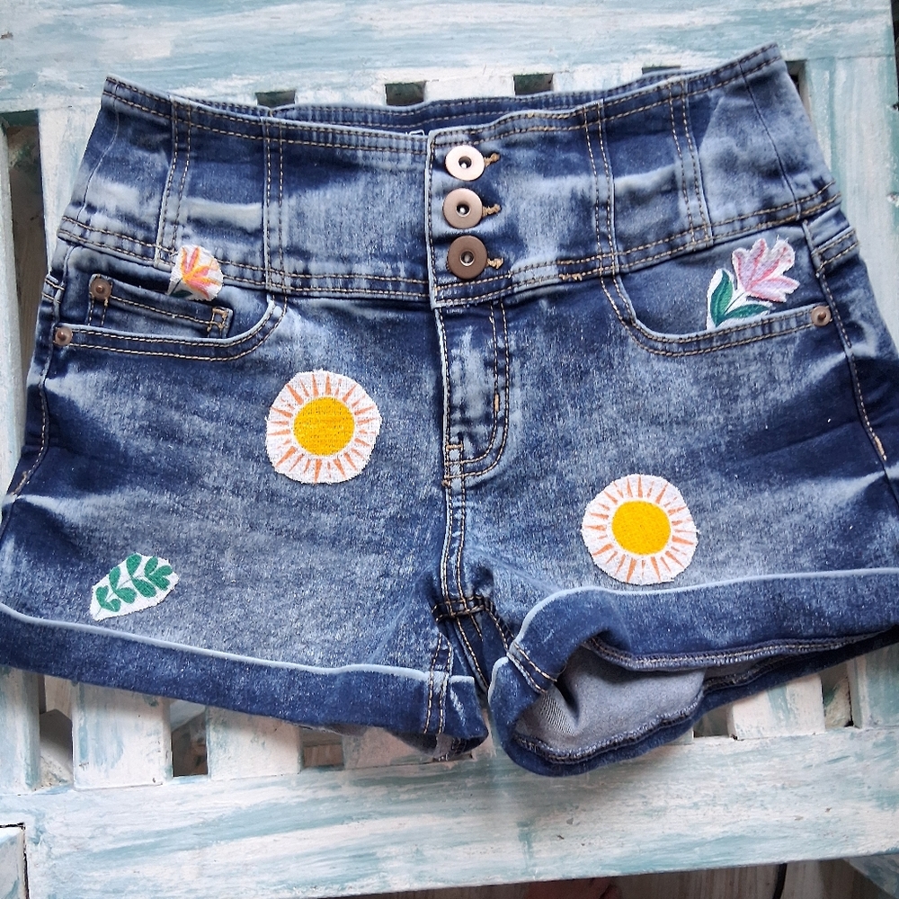 Embleshed Altered NoBo  High Rise  Cuffed Jean Shorts Sz 9.Aplacades By Me